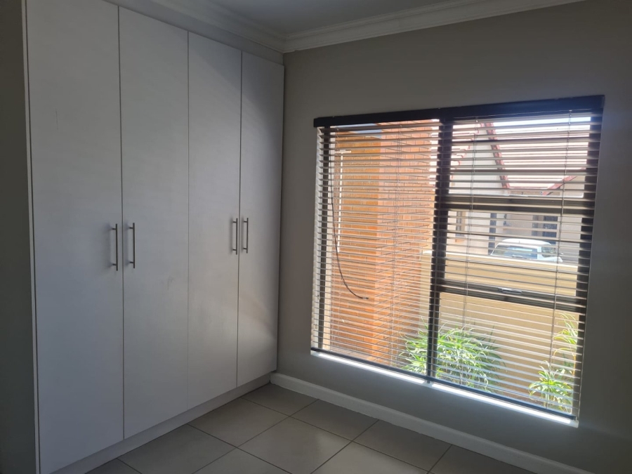 3 Bedroom Property for Sale in Wild Olive Estate Free State